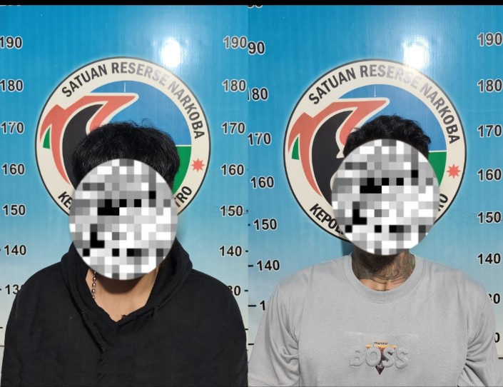 Dua Pria Dibekuk Satresnarkoba Polres Metro Bawa Sabu